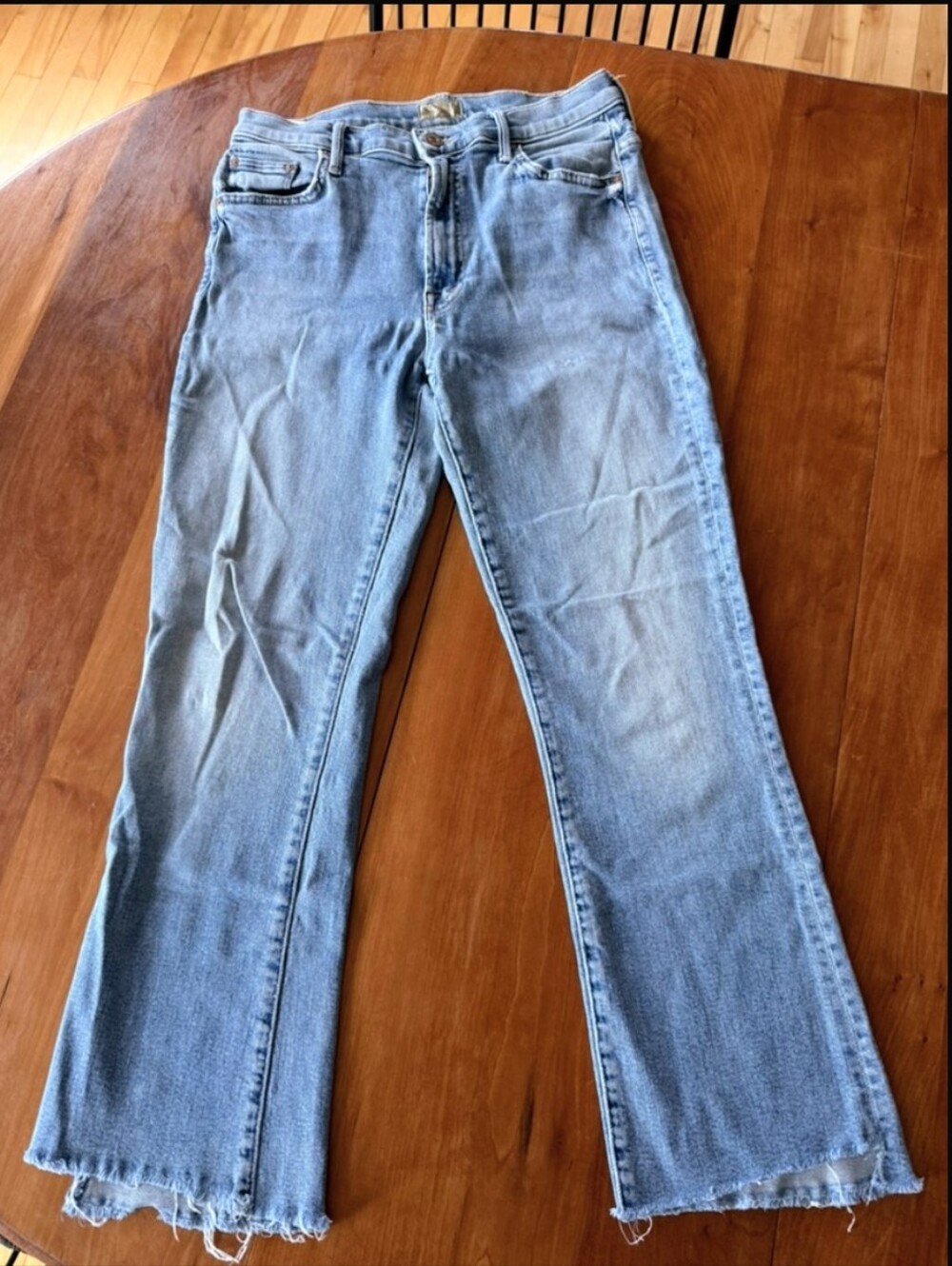 MOTHER Insider Crop Step Fray in “Shoot to Kill” Wash, Size 28
